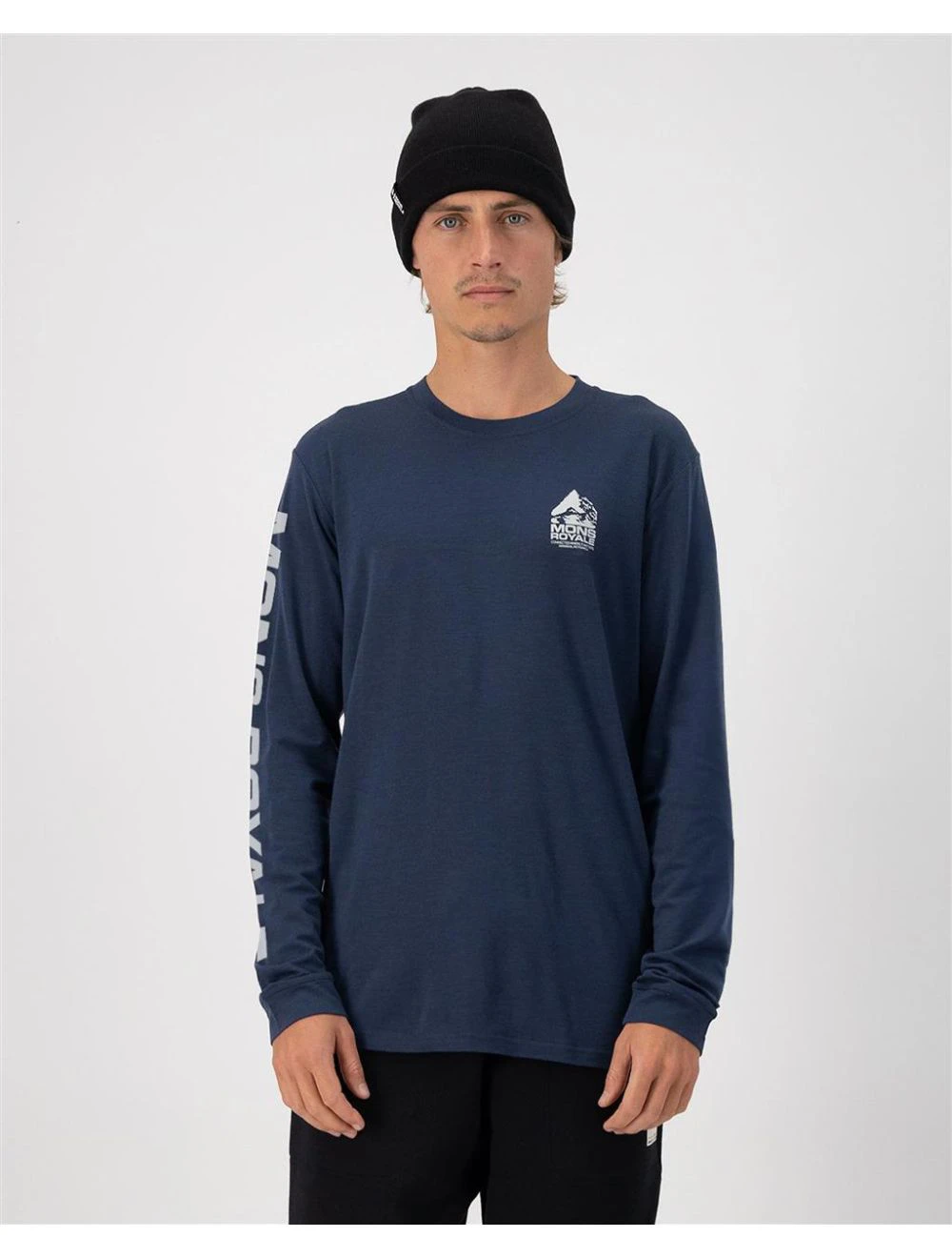 That is a Merino Shirt Mons Royale Mens Icon LS midnight