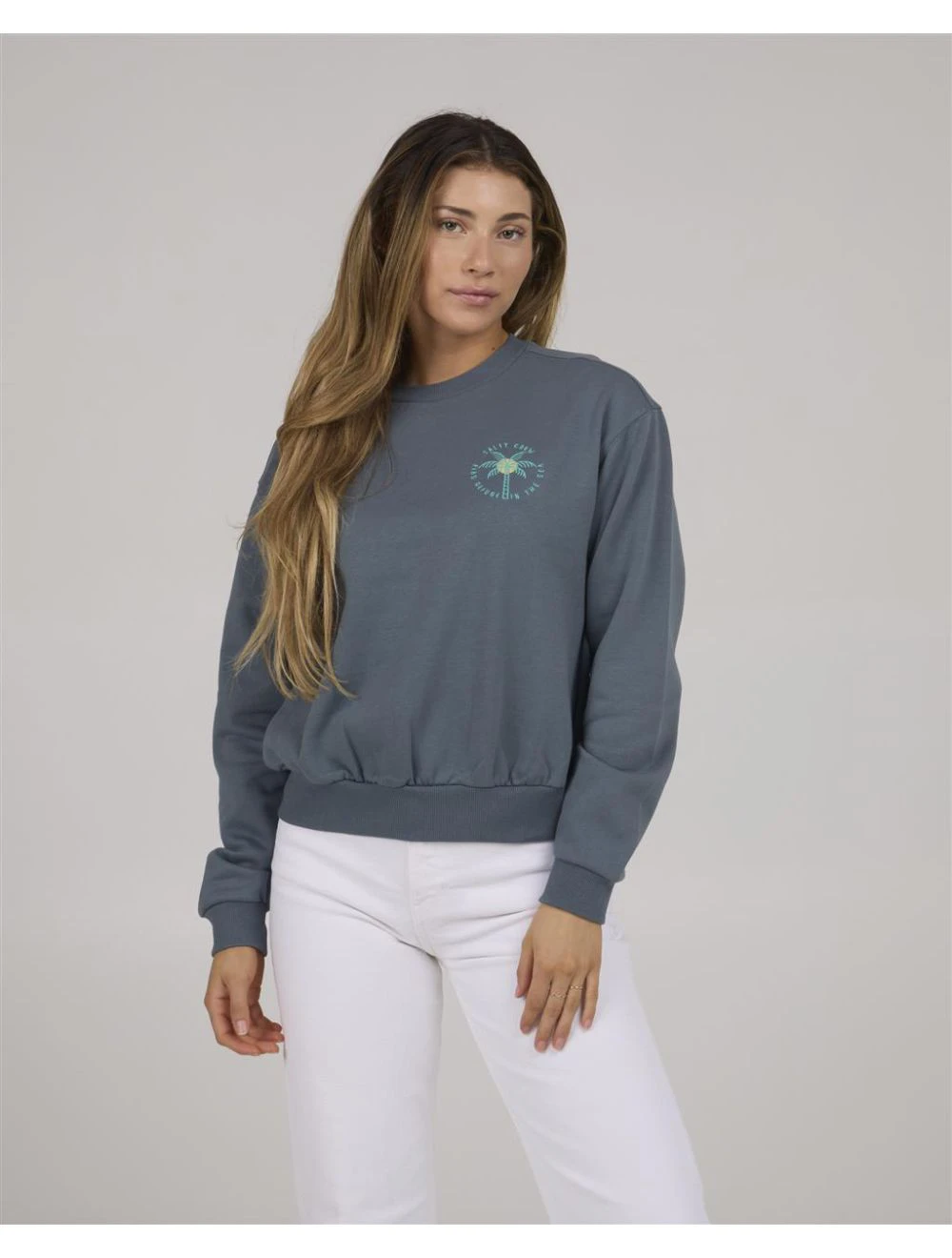 That is a Hoody Salty Crew Queen Palm Crew Fin Blue