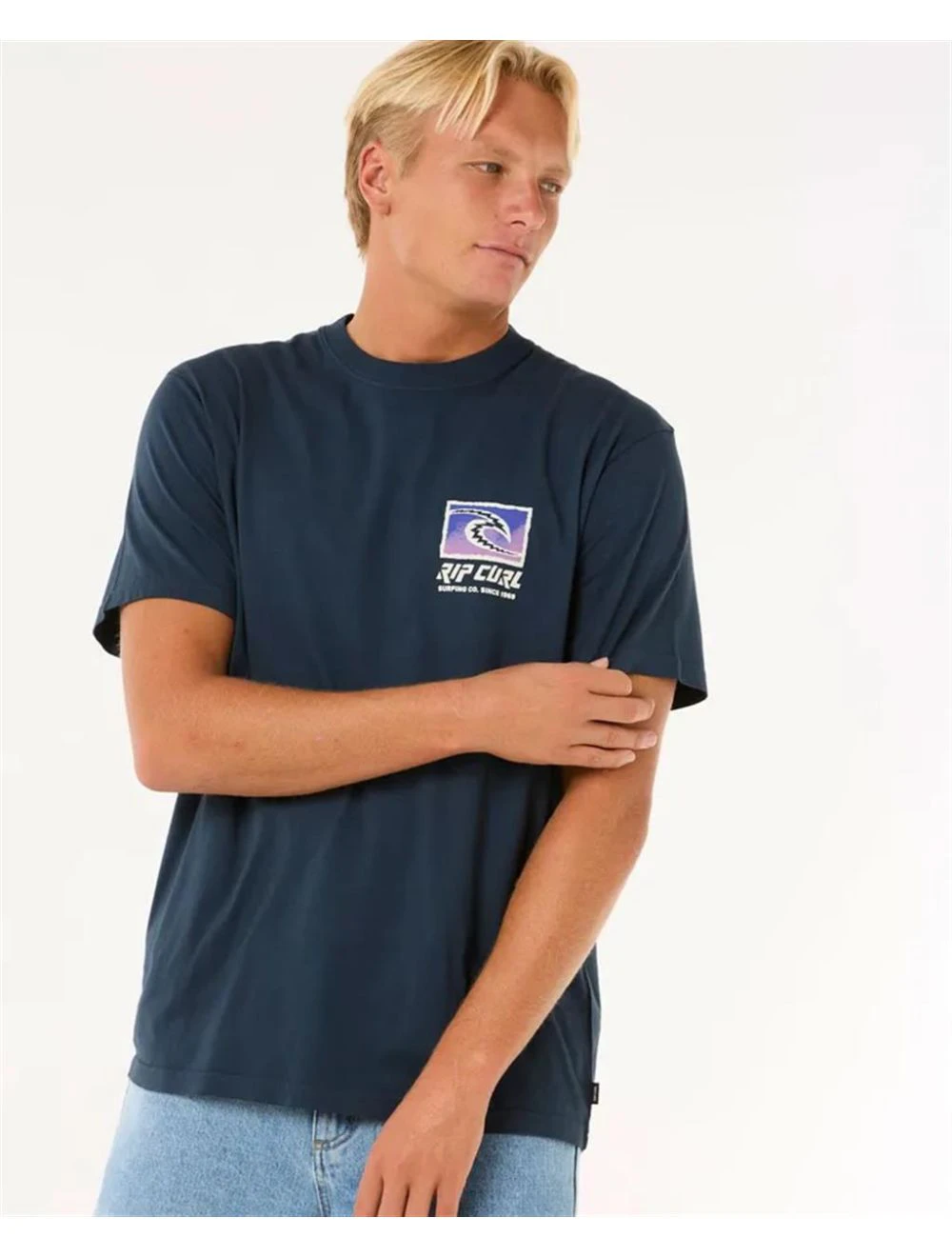 That is a Shirt Rip Curl Raw Energy Trad Tee dark navy