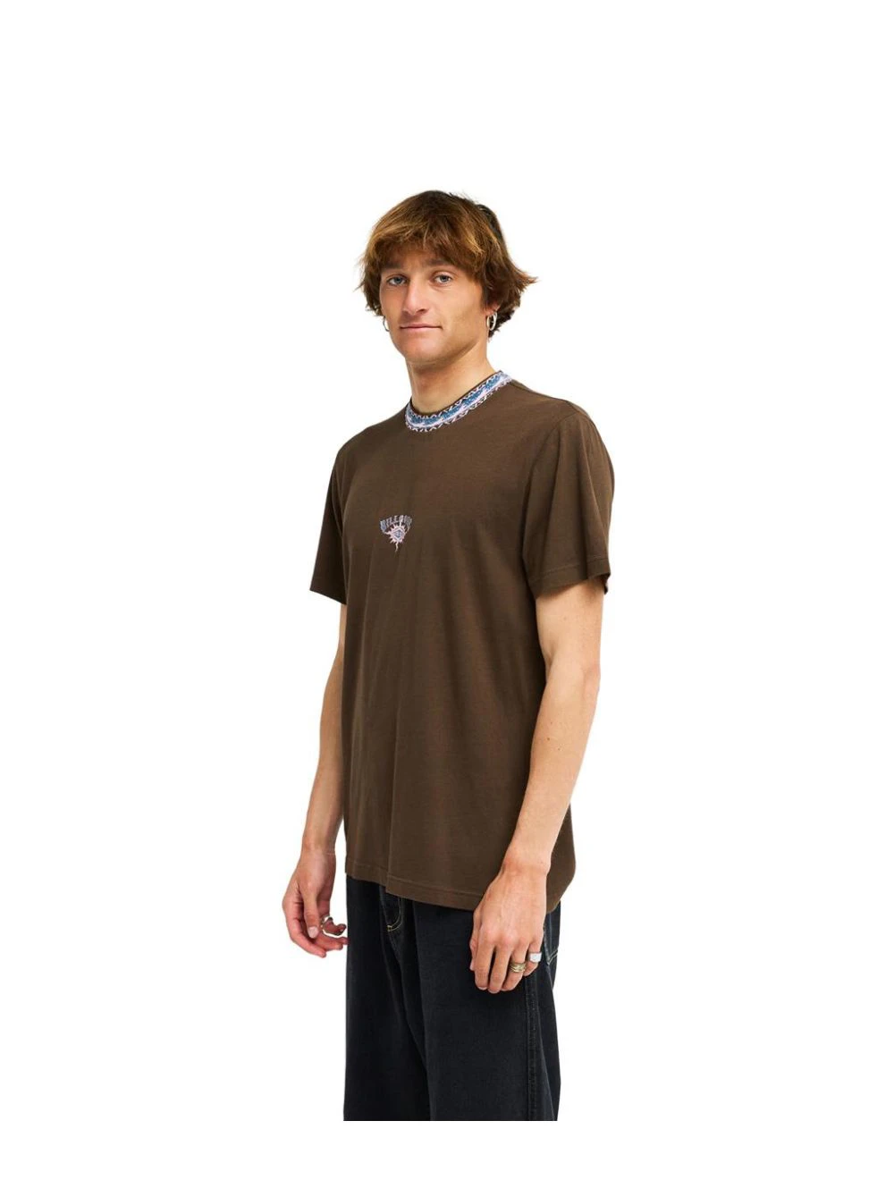 That is a T-Shirt Billabong Tribal SS Dark Cedar Dark Cedar