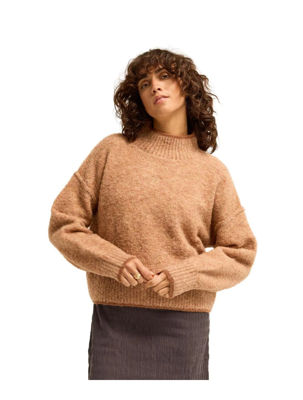 That is a Pullover Billabong True Love Sugar Almond Sugar Almond