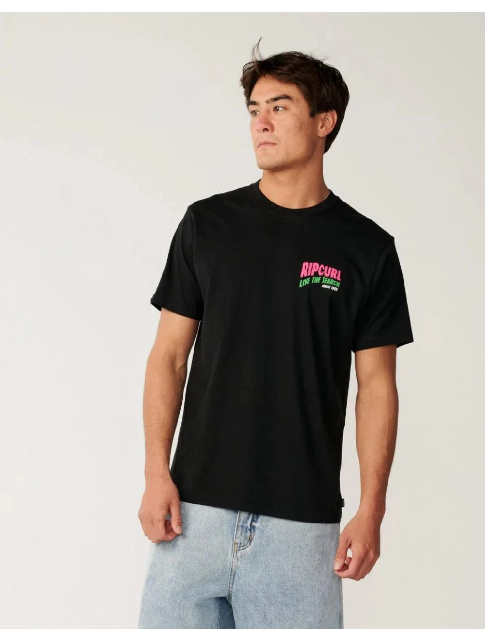 That is a T-Shirt Rip Curl Surf Trip TEE Black Black
